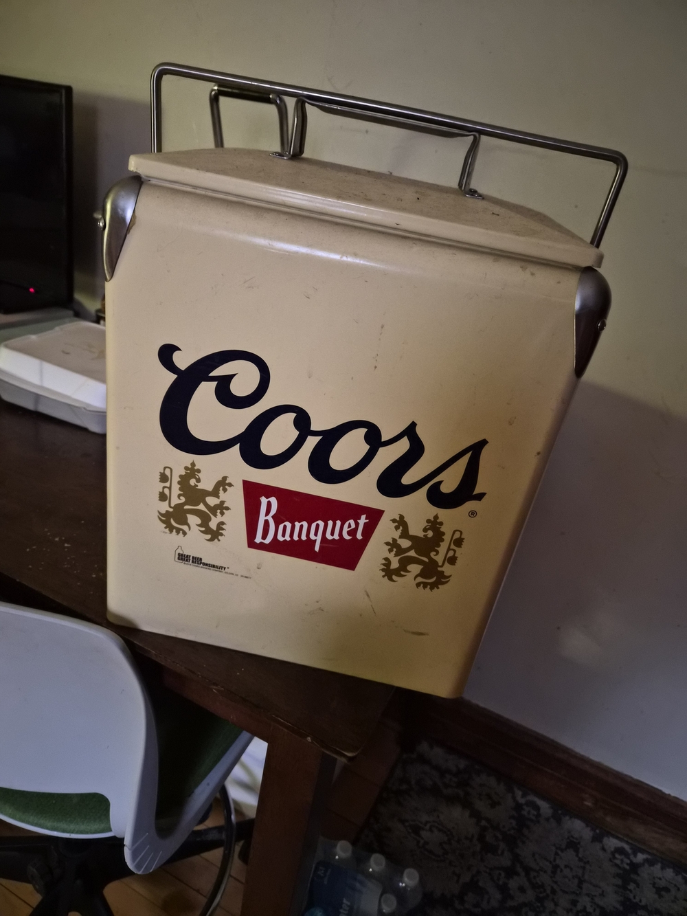 Coors Banquet Cream Vintage-Style Metal Cooler